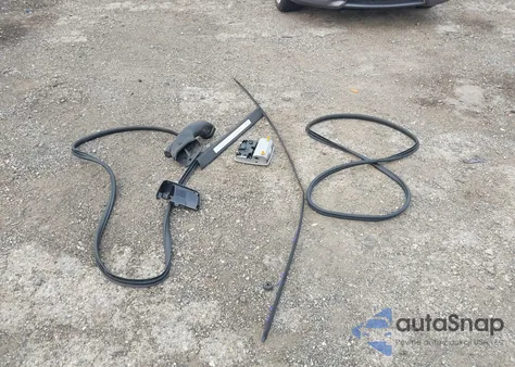 2018 Acura Tlx Tech Pkg z USA, uszkodzony, nr VIN 19UUB2F5XJA011255